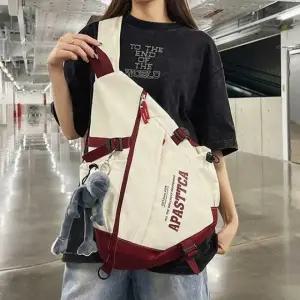 남녀공용 숄더백 메신저백 대학생 데일리