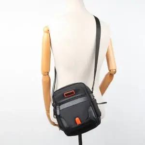 ( )모던 크로스백 블랙 남성 출퇴근 데일리 숄더백