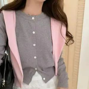 에투르 레이어드 가디건 봄 간절기 여성 봄 니트 파스텔가디건 라운드가디건 그레이가디건 봄코디