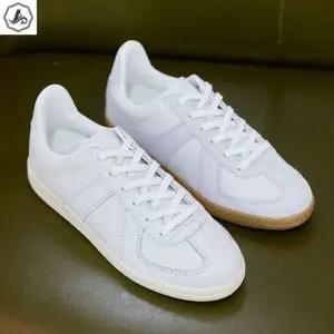 [애슬릿] 여성 스니커즈 소가죽 레이스업 운동화 단화 데일리