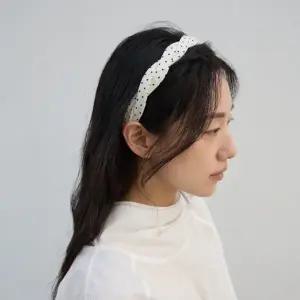 [다잇템] 여자 클래식 트위스트 땡땡이 도트 봄데이트룩 머리띠_24615663_588872