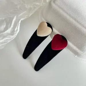 러블리 하트 벨벳 똑딱이 헤어핀 아이보리 레드 블랙 크리스마스
