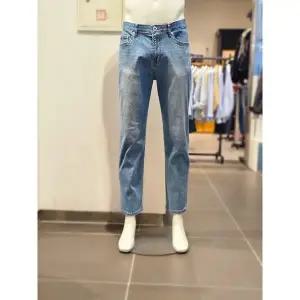 [클라이드앤](김해점)[클라이드 frank stone] 테이퍼드 블루 데님팬츠 FPBDP233M