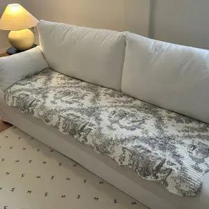 [롯데백화점]씨에이피티 트왈 워싱면 4인쇼파패드(65*235CM)