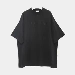 피어오브갓 그래픽 프린트 이터널 반팔 남성 티셔츠 FGE250 5101HWJ 001