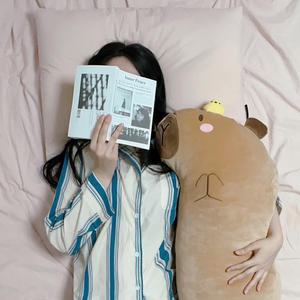 대형 오리친구 카피바라 바디필로우 안고자는 긴베개 롱쿠션 동물긴베개 모찌쿠션