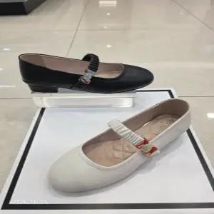 [엘칸토] 여성 양가죽 메리제인 플랫슈즈LCWD72U613