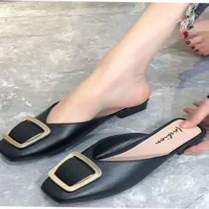 슬리퍼샌들 빅스퀘어 메탈 포인트 블로퍼 뮬 예쁜 단화구두 4컬러