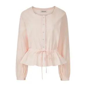 [롯데백화점]포커스 페미닌 스트링 페플럼 블라우스 PBVFF6S1BL5151