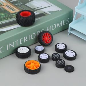 10PCS 미니 RC 자동차 타이어 4WD 장난감 자동차에 대 한 고무 림 타이어 RC 모델에 대 한 다채로운 휠 직