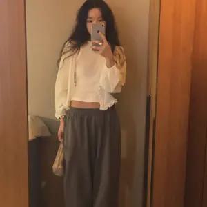 [메이비베이비] Arrow Jogger Pants