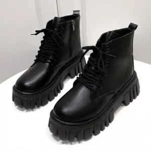 여성 워커 통굽 하이탑 부츠 키높이 신발 빅사이즈 발목