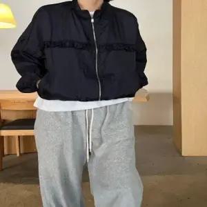 에투르 바람막이 프릴 점퍼 간절기 봄 잠바 경량 캐주얼룩 봄버 프릴 봄코디 집업 마기 봄아우터 러닝