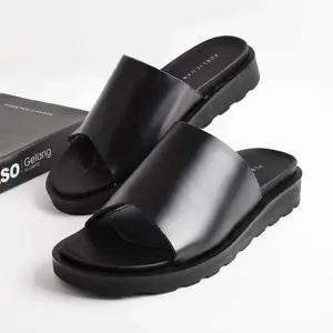 블랙 남성 슬리퍼 컴포트 와이드 쿠션