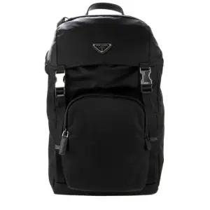 26SS 2VZ135 2DMG F0002) 남성 백팩