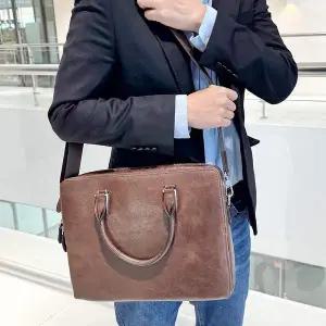 남자백팩 손가방 직장인 가방 맨즈백 남자가방 코디