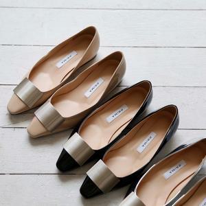 사각버클 스틸레토 플랫슈즈 2cm 에나멜플랫 로우힐