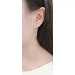 [로이드](센텀시티점) 14K 골드 바 드롭 데일리 심플 귀걸이 LPSF3003G