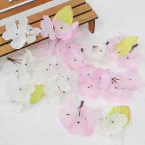 벚꽃조화 벚꽃잎 꽃송이 3송이짜리 100개 1봉지 인조 인테리어 봄 장식