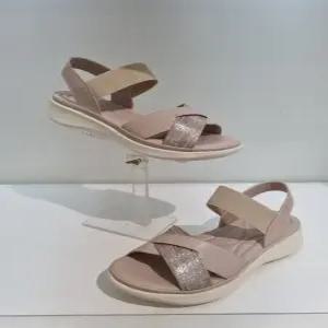 [에스콰이아] 에스콰이아 여성 쿠션좋고 발편한 경량 샌들 굽3센치 YACMSD703