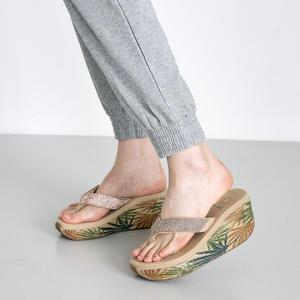 에스유니 여름 여성용 블링블링 큐빅 키높이 통굽 조리 슬리퍼 8cm