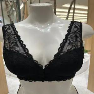 [트라이엄프]앞후크 프리컷브라(TBWBRR14BK)