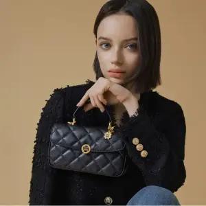 [메트로시티][비밀코드] 다이아 클라시코 토트백 미듐 M251MQ1250Z