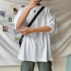 남성 오버핏 티셔츠 빅사이즈 반팔티 데일리티셔츠 (WFK33SU)