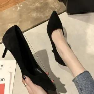 하이힐 여성구두 펌프스힐 힐구두 미들힐 카밀라 구두 (WFK33SH)