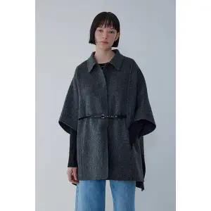 [VOV](김해점) 보브 캐시미어 블렌드 루즈 핏 판초 코트(7155416007)