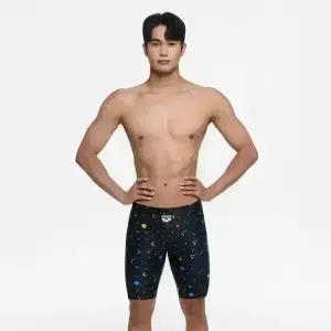 홀리플라이 4부 A5FM1MF02BLK