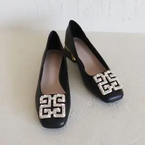 [원더슈즈](천안아산점)천연소가죽 오리온 컴포트 쿠션 미끄럼방지 무소음 펌프스 구두 3CM BD-A6138-3