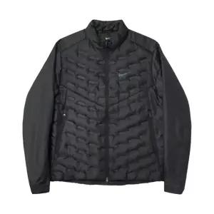 나이키 써마핏 ADV 에어로로프트 다운 러닝 자켓 블랙 FB7557-010