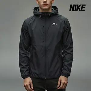 나이키 바람막이 트레일 에어리즈 러닝 자켓 남성 블랙 FN4003-010