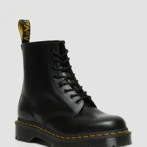 닥터마틴 워커 8홀 1460W R11821006