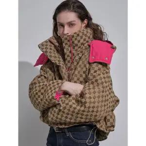 [하프클럽/]비비 자수 하이넥 후드 패딩 MN01DJ008HJY