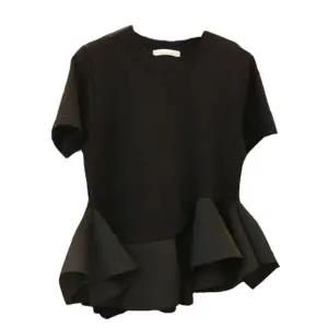 여성 라운드티셔츠 밑단프릴 티셔츠 반팔 블라우스