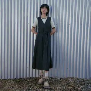 [LAP](광주신세계)브이넥 벨트 롱 원피스 AS1WO261