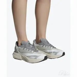 [아디다스] 라이트블레이즈 화이트 그레이 스니커즈 JS4256 152108474