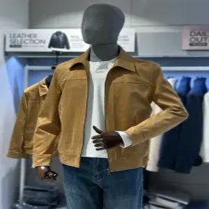 [트루젠][트루젠] 트루젠 비건 스웨이드 라이트브라운 트러커 블루종 캐주얼 자켓 SI5526011046 (P00376706