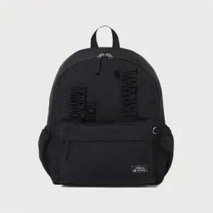 W 프릴 백팩 B1 CO2606BP70 BK