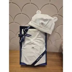 [쇼콜라](강남점)레옹모달배내슈트 비니2종세트 (TNOMHU02USET)