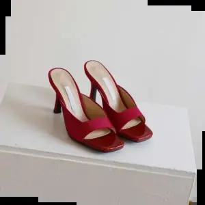 여성슬리퍼 국내제작 각코 브이라인 스트랩 뮬 여성 슬리퍼힐Y