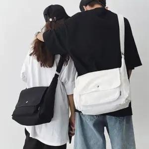 남녀공용 캔버스 학생용 크로스백 데일리 커플 숄더백 학원용 가방 캐주얼백