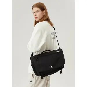 [르꼬끄](센텀시티점)[60% OFF] 베이직 메신저백 (QP123ABG11_BLK)