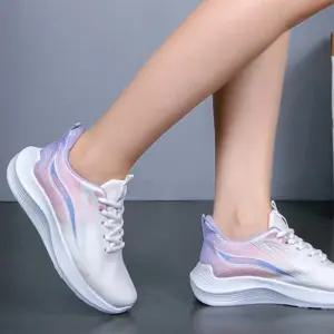 여성 초경량 배드민턴화 런닝화 미끄럼방지 쿠션 운동화 발편한 조깅화 실내체육관용