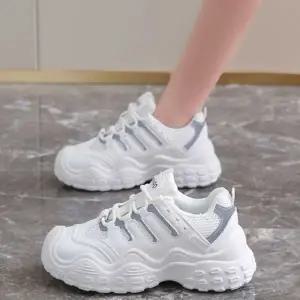 여성 러닝화 데일리 트레이닝화 조깅화 여성 운동화 메쉬 아웃도어 워킹화 캐주얼 플랫폼 로우 레저 패션