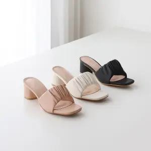 여름구두 여성 도톰스트랩 주름 로맨틱 슬리퍼 청키힐 5cm