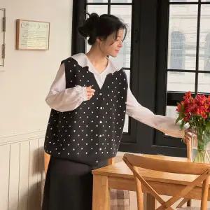 도트 브이넥 니트 조끼 베스트 루즈핏 여성 빅사이즈