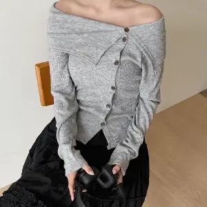 [빅사이즈]이블렛 제리프 골지 오프숄더 버튼 티셔츠 제이스타일